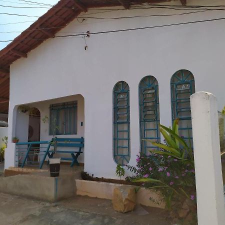 Pousada Dirce Locatelli Гояния Екстериор снимка